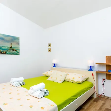 Daire Garden By The Sea Rogoznica (Sibenik-Knin)