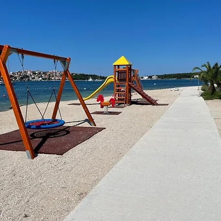 Lejlighed Garden By The Sea