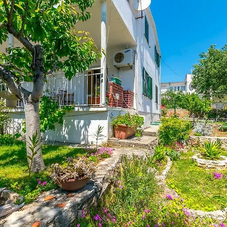 Lejlighed Garden By The Sea Rogoznica (Sibenik-Knin)