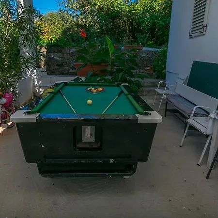 Apartment Garden By The Sea *