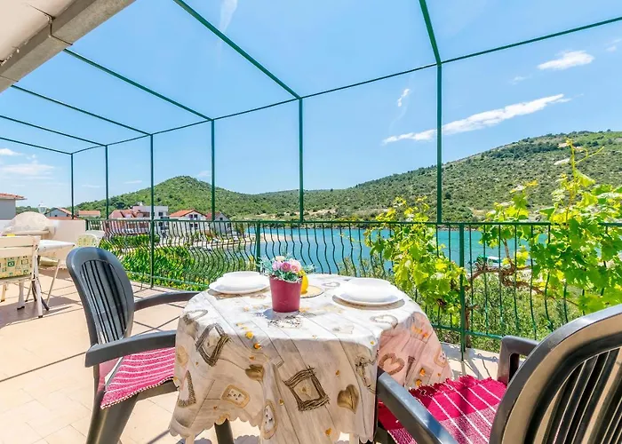 Appartement Garden By The Sea Rogoznica (Sibenik-Knin)